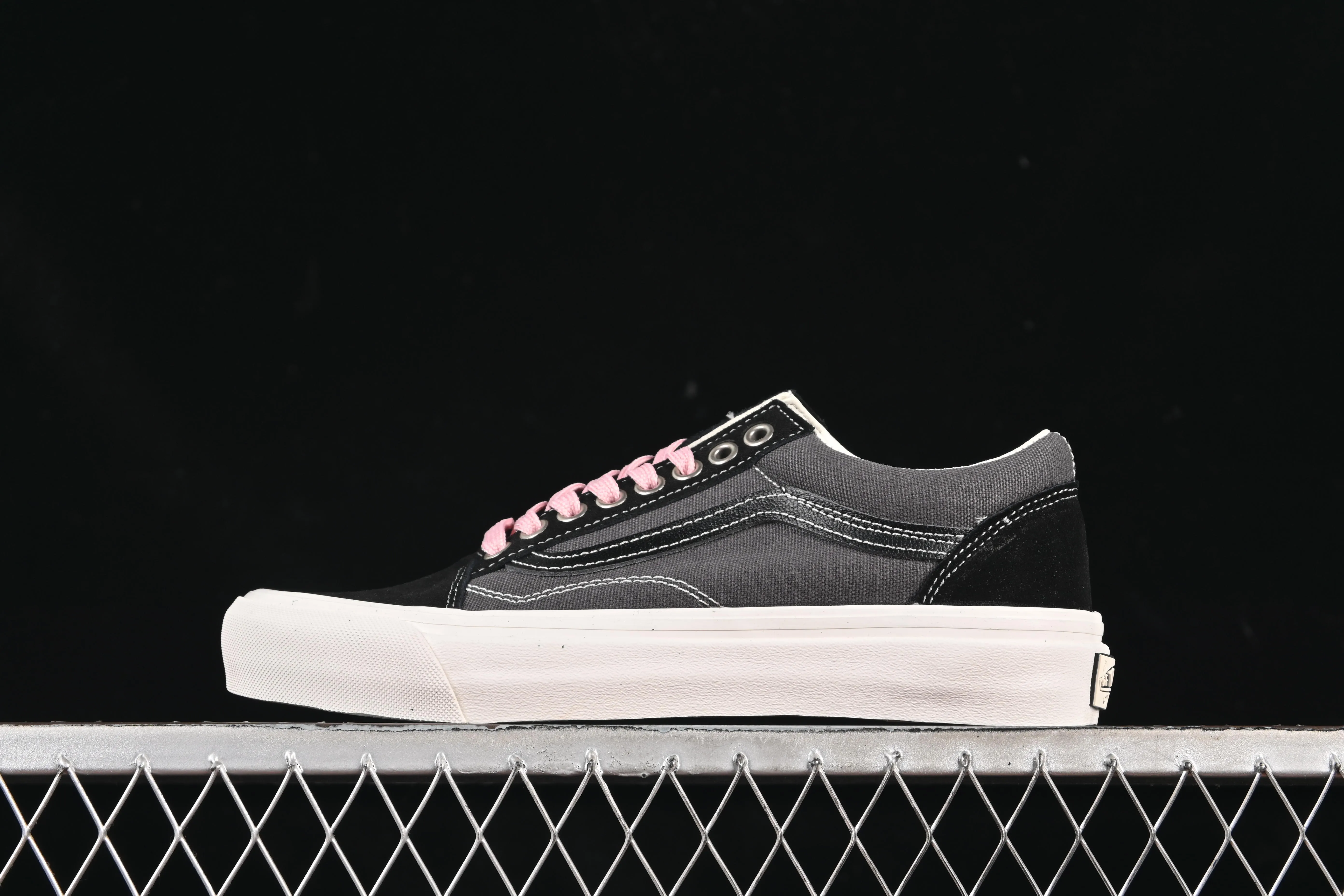 All categories Vans Vans series Vans Low Vans low-top Vans Lx Old Skool Vans low-top casual skateboard shoes VN000D56DE2